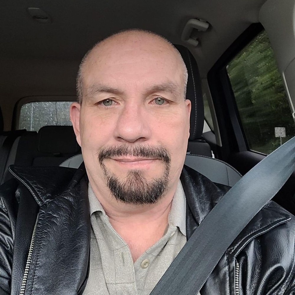 Meet your Posher, Edward